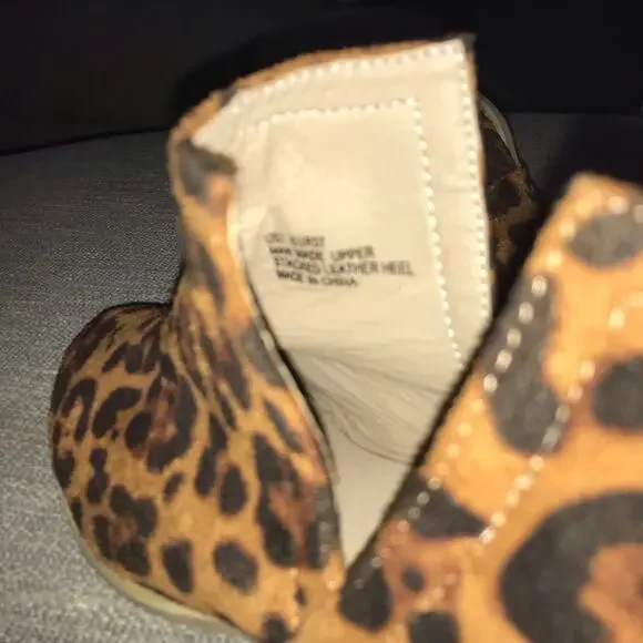 A rider girl leopard closed toe side cut out bootie size 7 - Picture 6 of 7